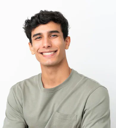Max, 25